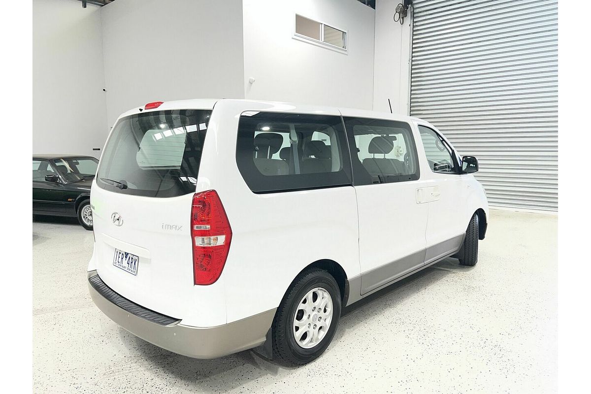 2012 Hyundai iMax TQ-W