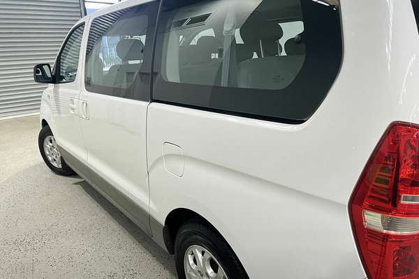 2012 Hyundai iMax TQ-W