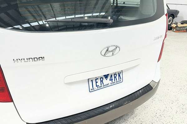 2012 Hyundai iMax TQ-W