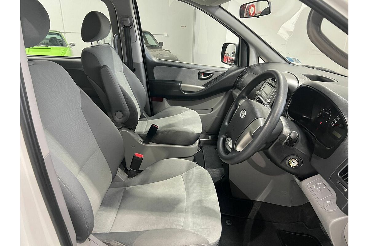 2012 Hyundai iMax TQ-W