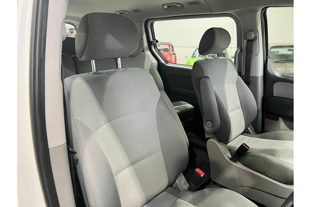 2012 Hyundai iMax TQ-W