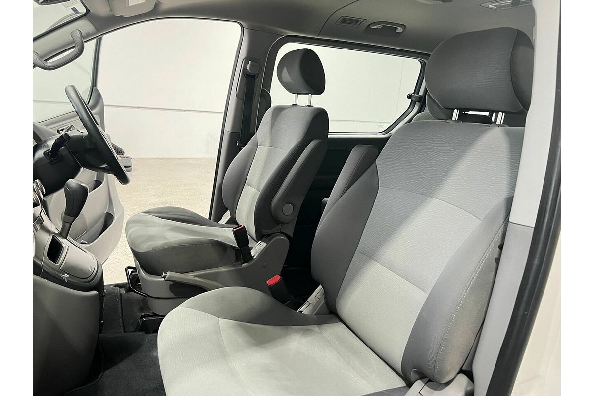 2012 Hyundai iMax TQ-W