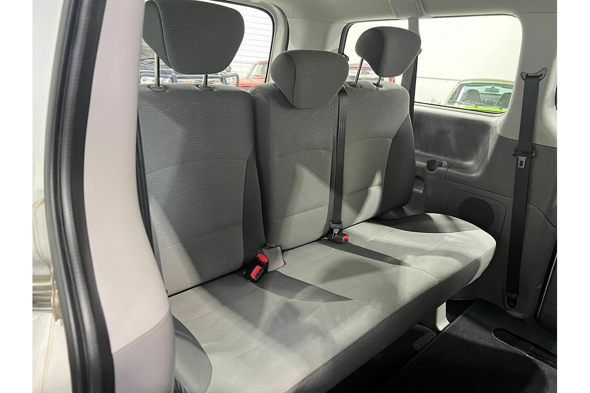 2012 Hyundai iMax TQ-W