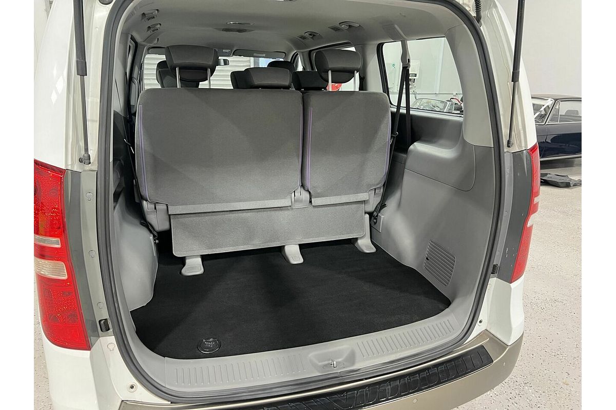 2012 Hyundai iMax TQ-W