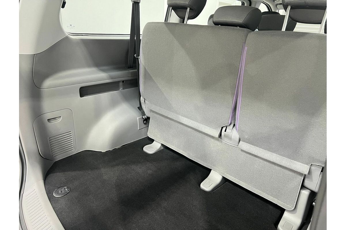 2012 Hyundai iMax TQ-W