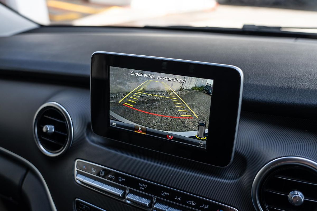 2020 Mercedes-Benz V-Class V220 d 447 MWB