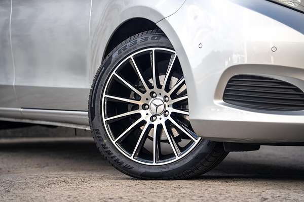 2020 Mercedes-Benz V-Class V220 d 447 MWB