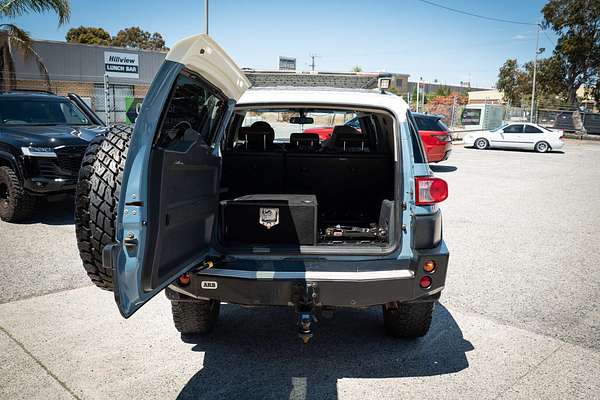 2014 Toyota FJ Cruiser GSJ15R