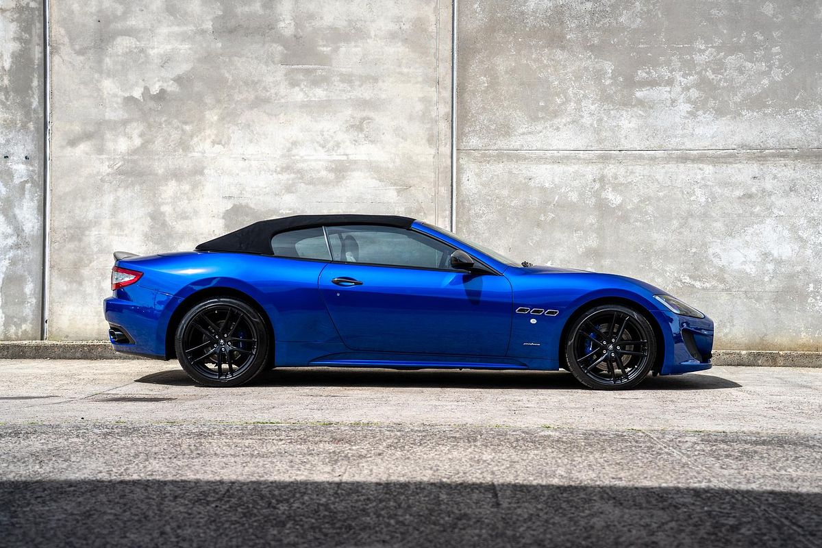 2016 Maserati GranCabrio Sport M145