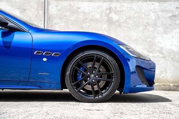 2016 Maserati GranCabrio Sport M145