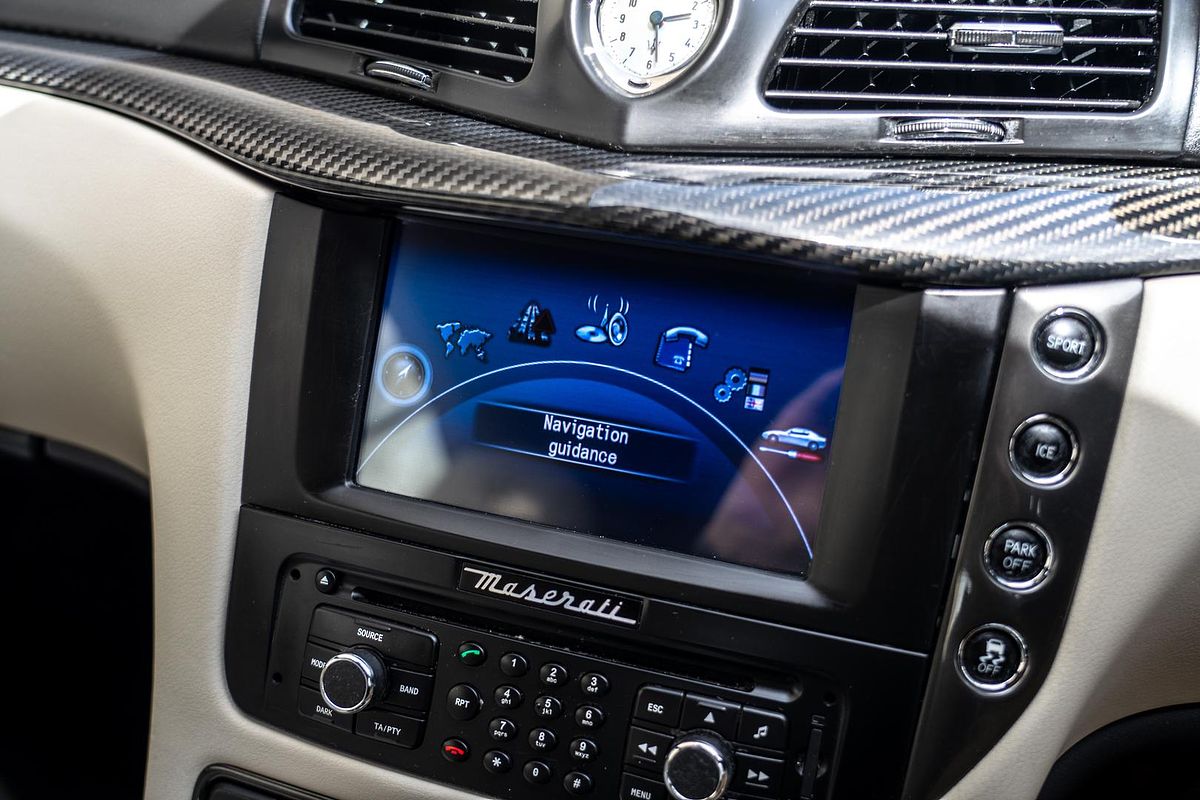 2016 Maserati GranCabrio Sport M145