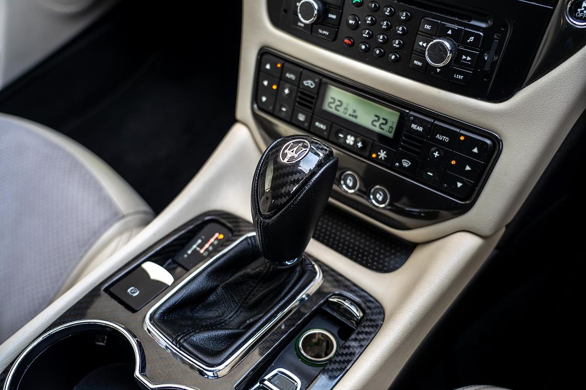 2016 Maserati GranCabrio Sport M145