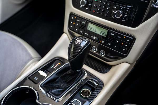 2016 Maserati GranCabrio Sport M145