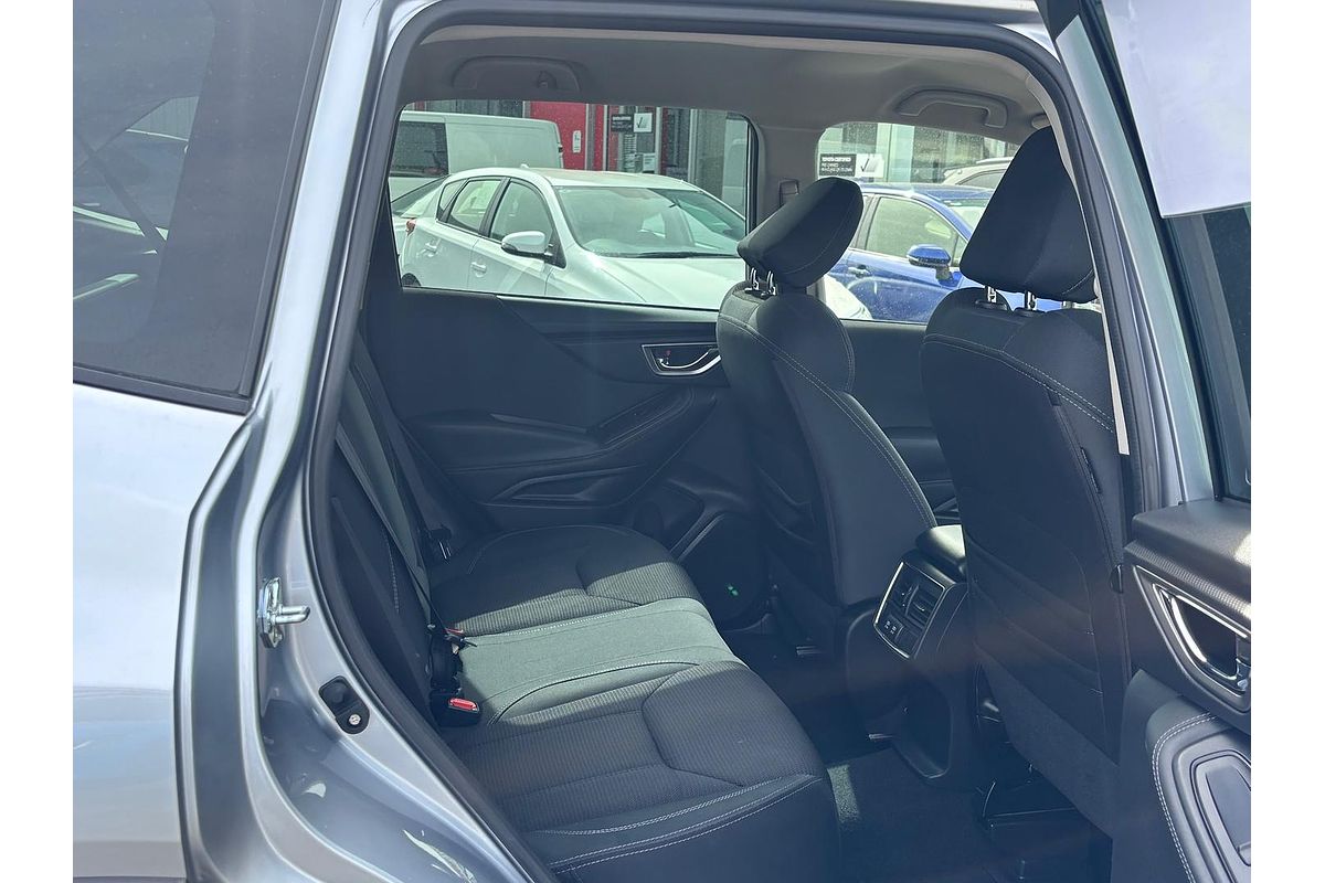 2023 Subaru Forester 2.5i S5