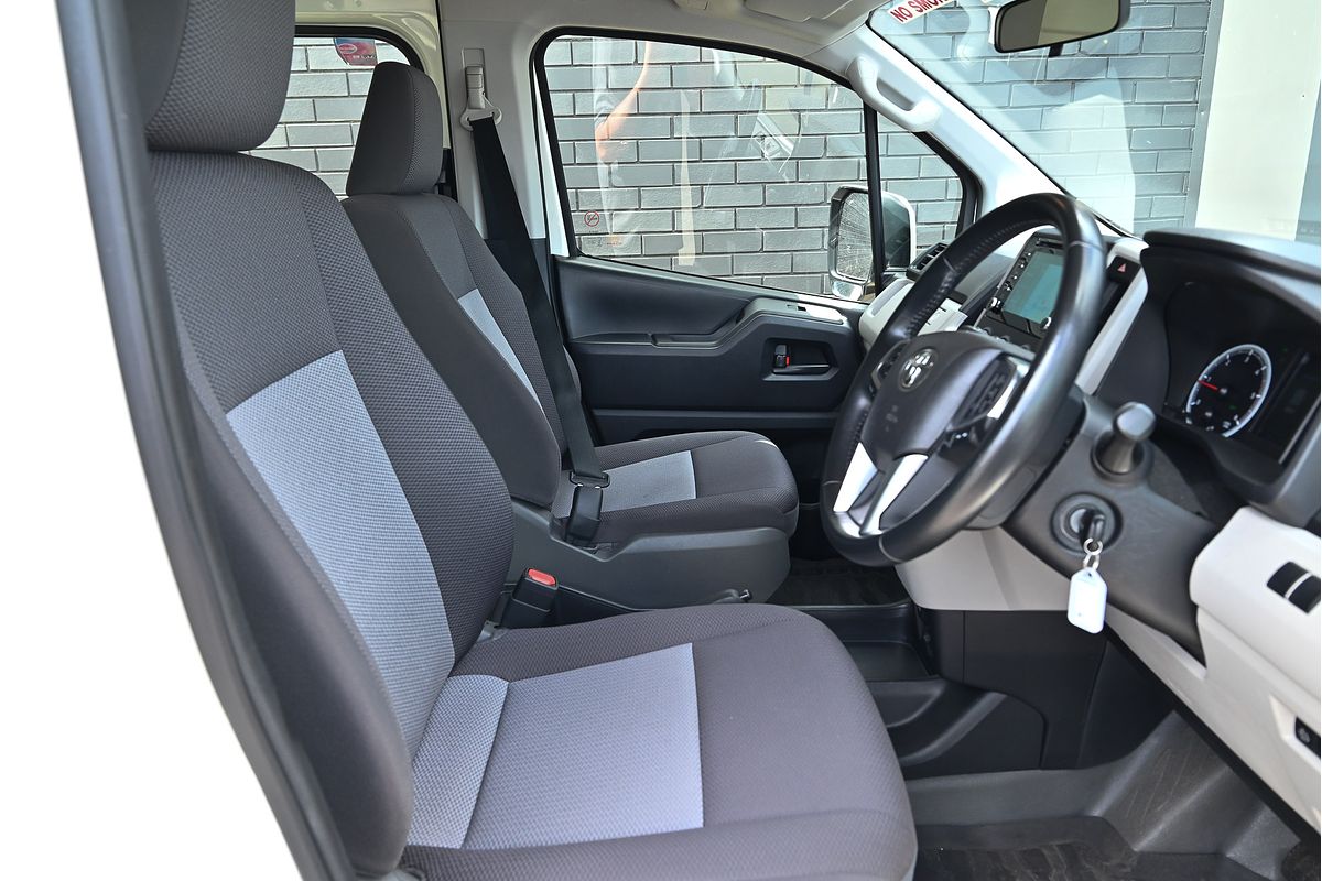 2019 Toyota Hiace Commuter GDH322R ELWB High Roof