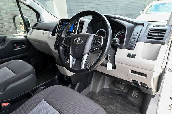 2019 Toyota Hiace Commuter GDH322R ELWB High Roof