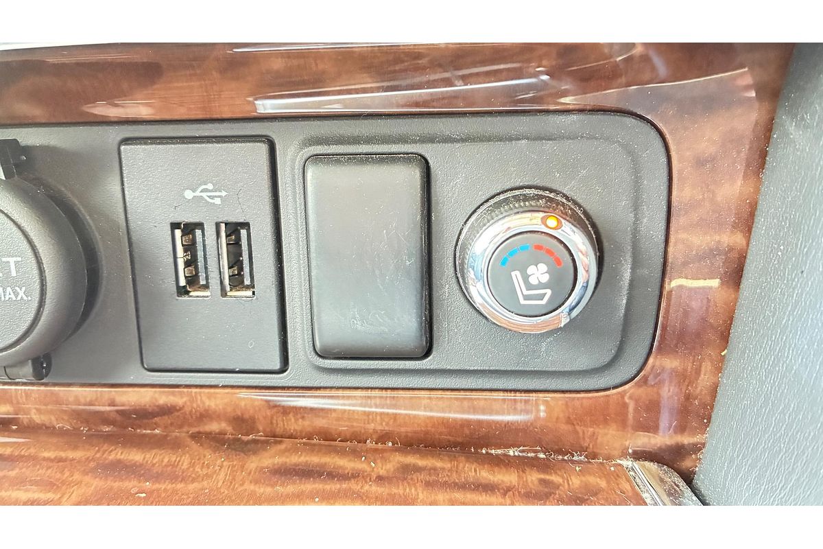 2023 Nissan Patrol Ti-L Y62