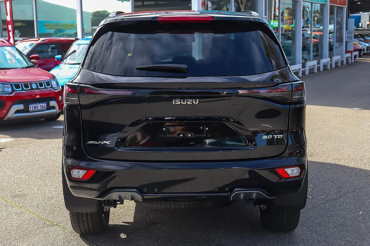 2025 Isuzu MU-X LS-T