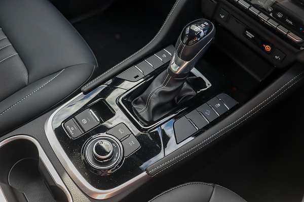 2025 Isuzu MU-X LS-T