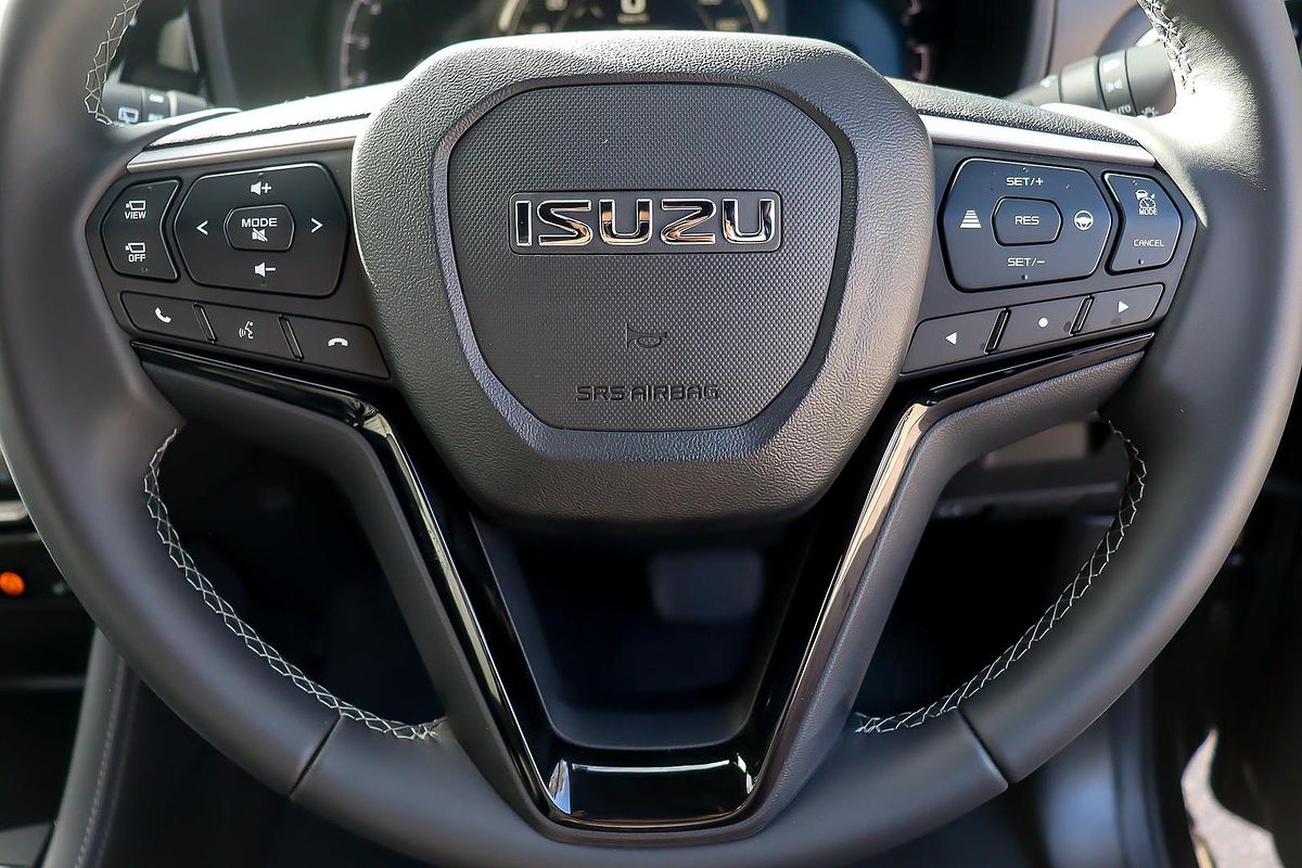 2025 Isuzu MU-X LS-T