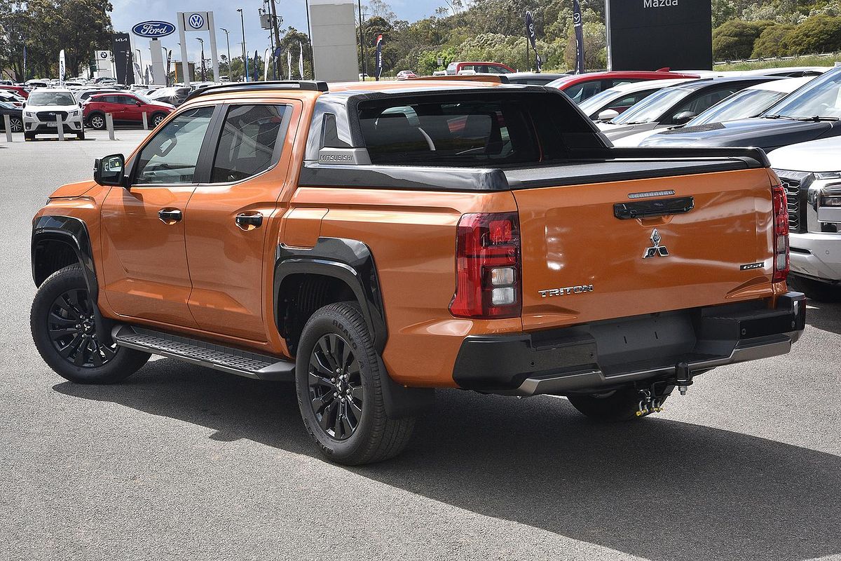 2025 Mitsubishi Triton GSR MV 4X4