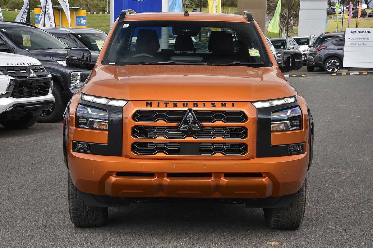 2025 Mitsubishi Triton GSR MV 4X4