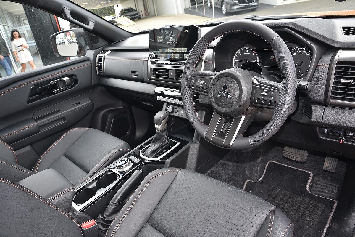 2025 Mitsubishi Triton GSR MV 4X4