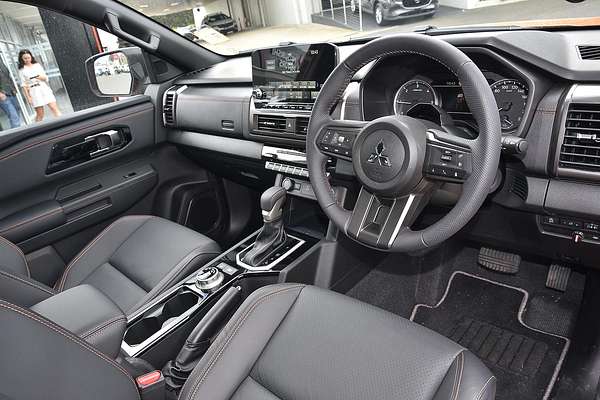 2025 Mitsubishi Triton GSR MV 4X4