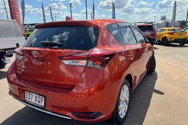 2017 Toyota Corolla SX ZRE182R