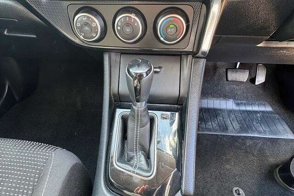 2017 Toyota Corolla SX ZRE182R