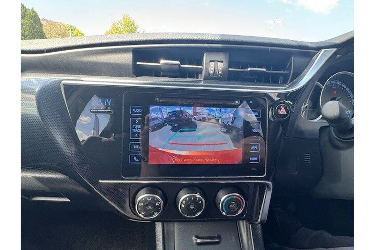 2017 Toyota Corolla SX ZRE182R