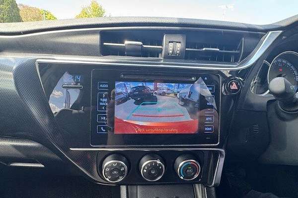 2017 Toyota Corolla SX ZRE182R