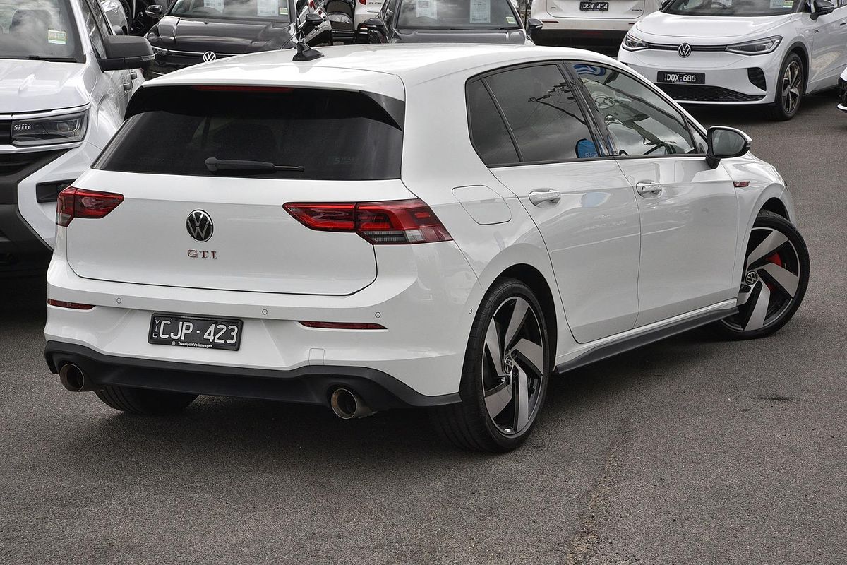 2022 Volkswagen Golf GTI 8