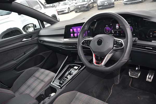 2022 Volkswagen Golf GTI 8