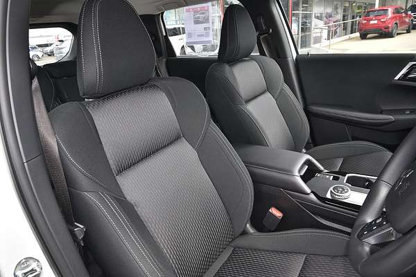2025 Mitsubishi Outlander ES ZM