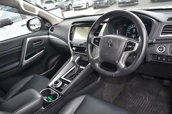 2022 Mitsubishi Pajero Sport Exceed QF
