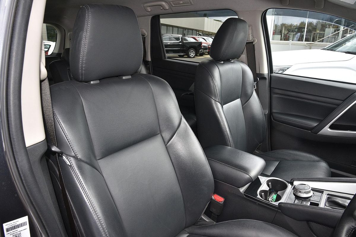 2022 Mitsubishi Pajero Sport Exceed QF