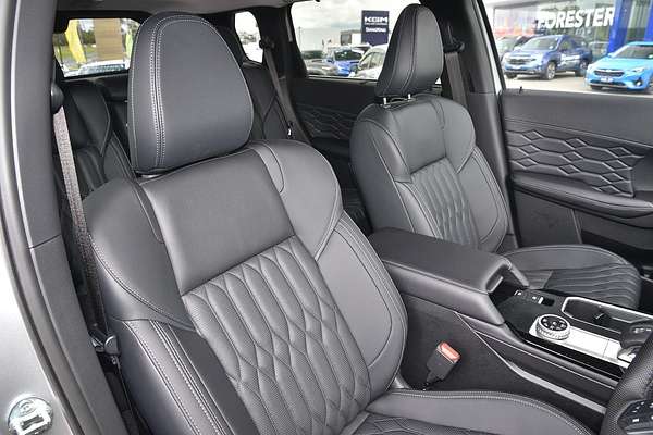 2025 Mitsubishi Outlander Exceed ZM