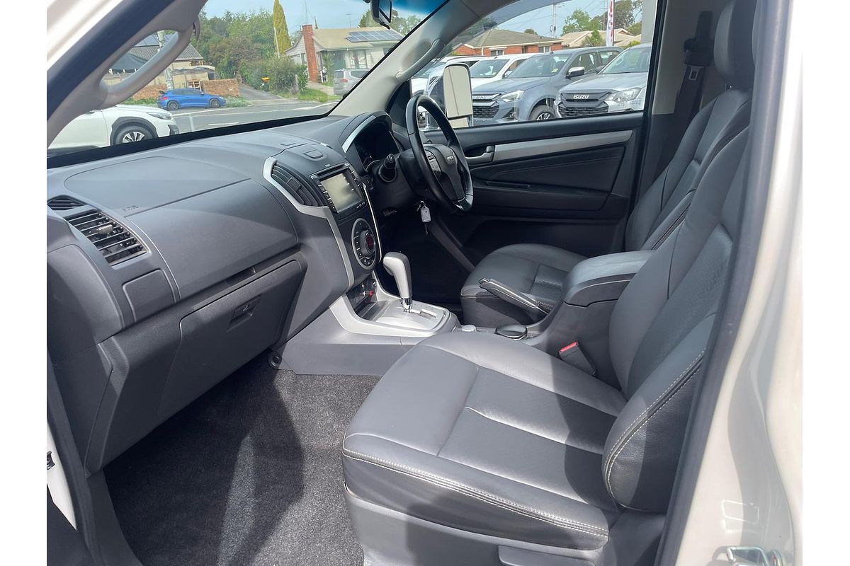 2014 Isuzu MU-X LS-T