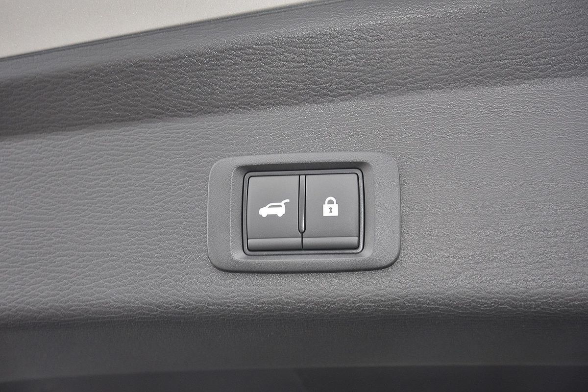 2025 Mitsubishi Outlander Exceed ZM