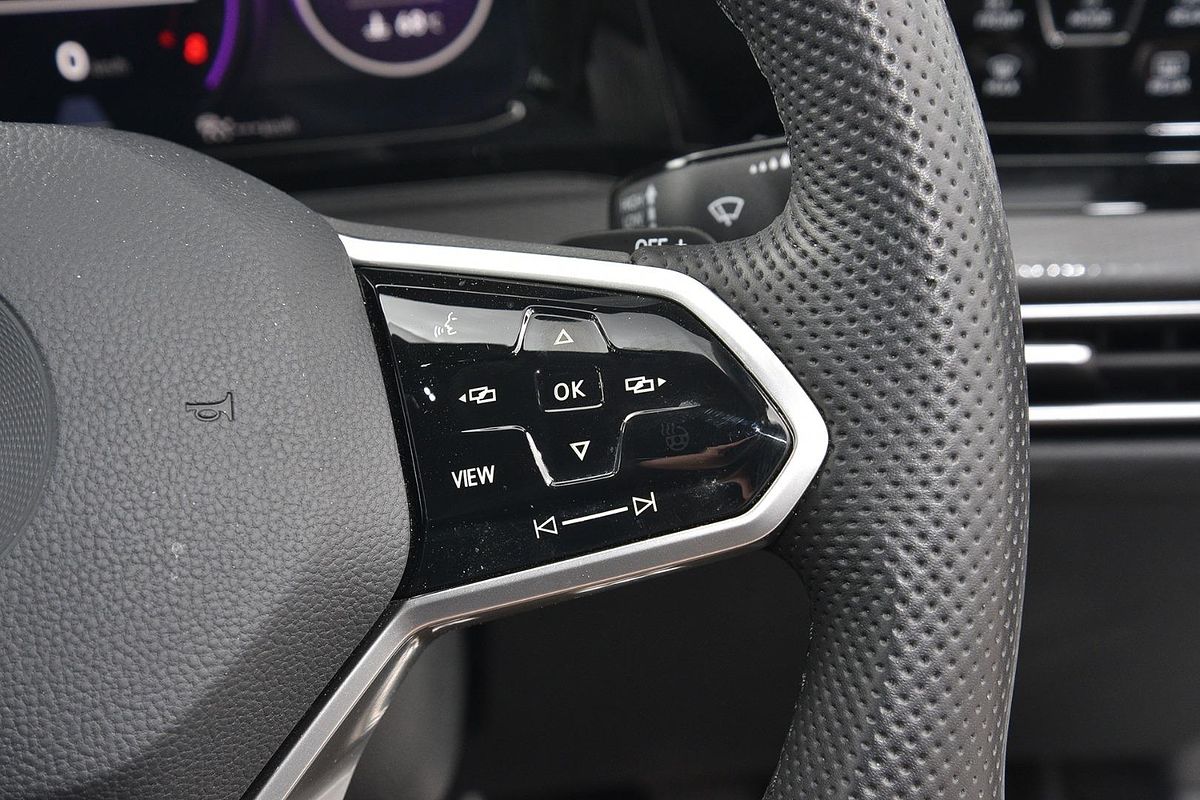 2022 Volkswagen Golf GTI 8