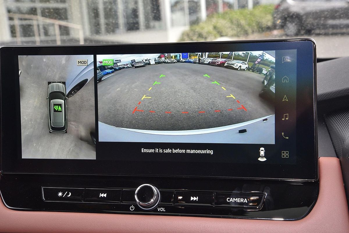 2025 Mitsubishi Outlander Exceed Tourer ZM