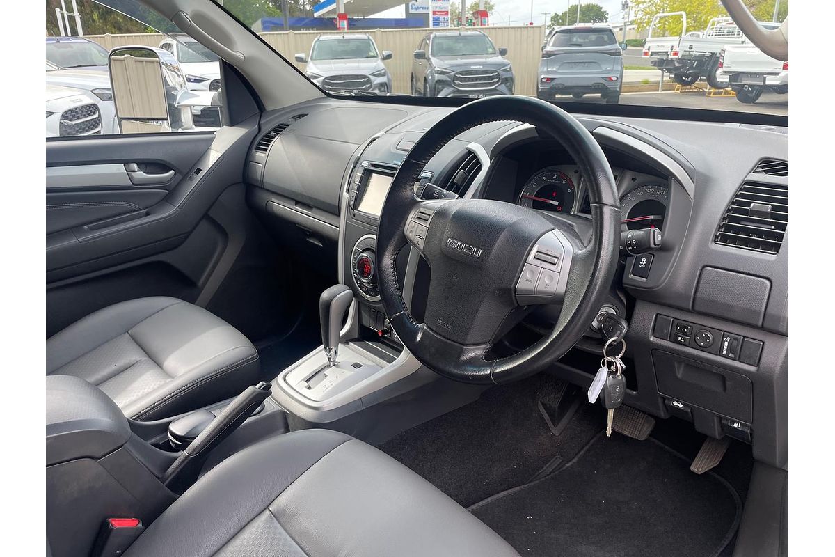 2014 Isuzu MU-X LS-T