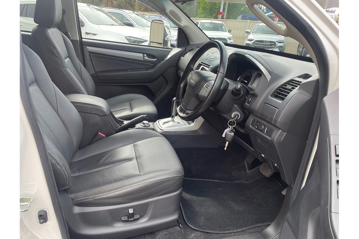 2014 Isuzu MU-X LS-T