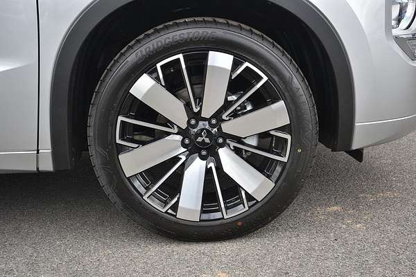 2025 Mitsubishi Outlander Exceed ZM