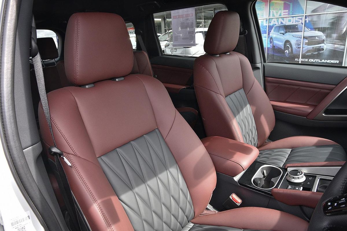 2025 Mitsubishi Pajero Sport GSR QG