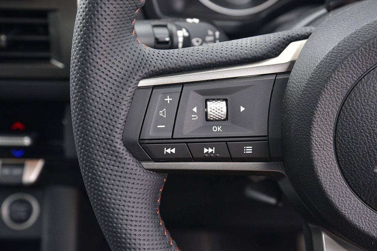 2025 Mitsubishi Triton GSR MV 4X4