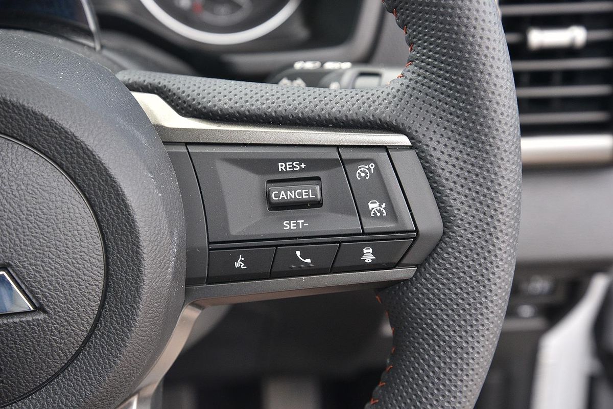 2025 Mitsubishi Triton GSR MV 4X4