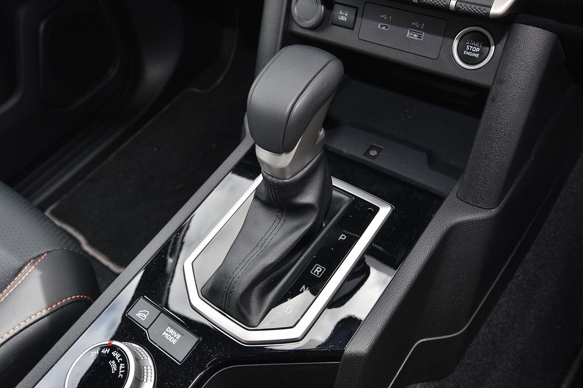 2025 Mitsubishi Triton GSR MV 4X4