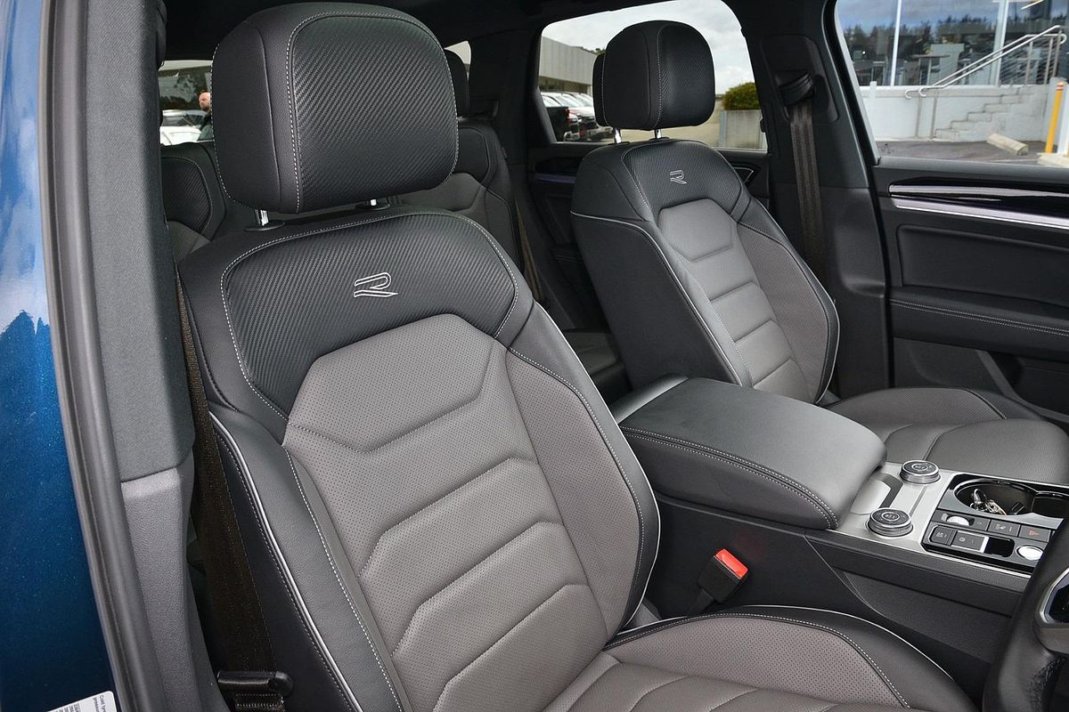 2022 Volkswagen Touareg 210TDI R-Line CR